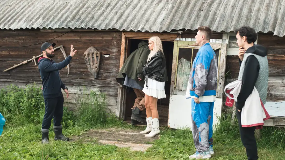 где снимали сериал блогеры взаперти