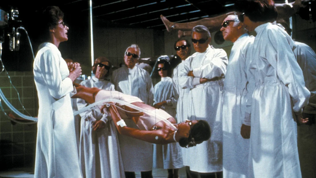 новые фильмы про больницу