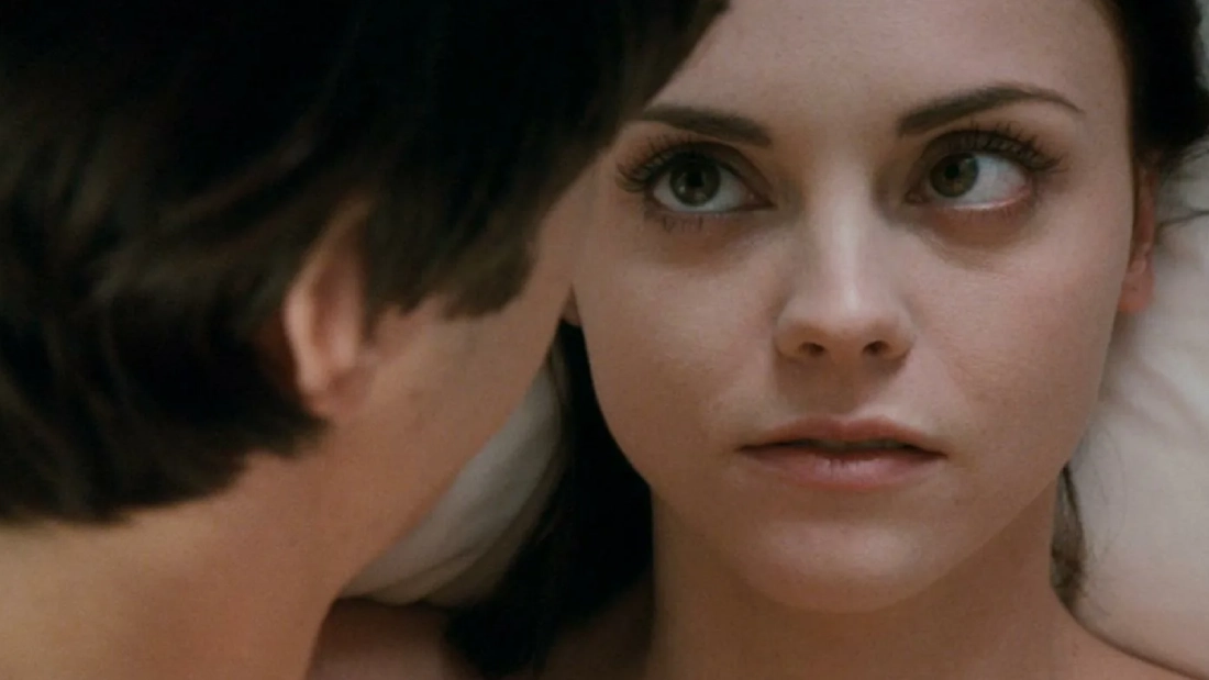 жизнь за гранью смысл и концовка